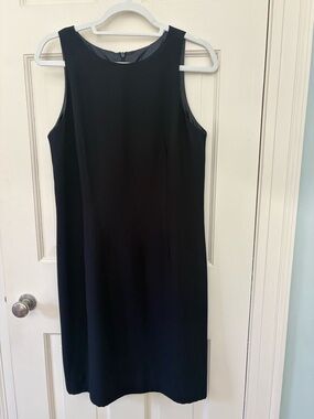 Classic navy Sleeveless Shift Dress